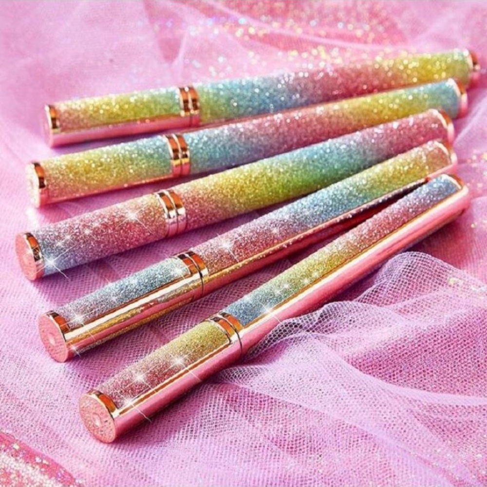Magnetic eyelash glue